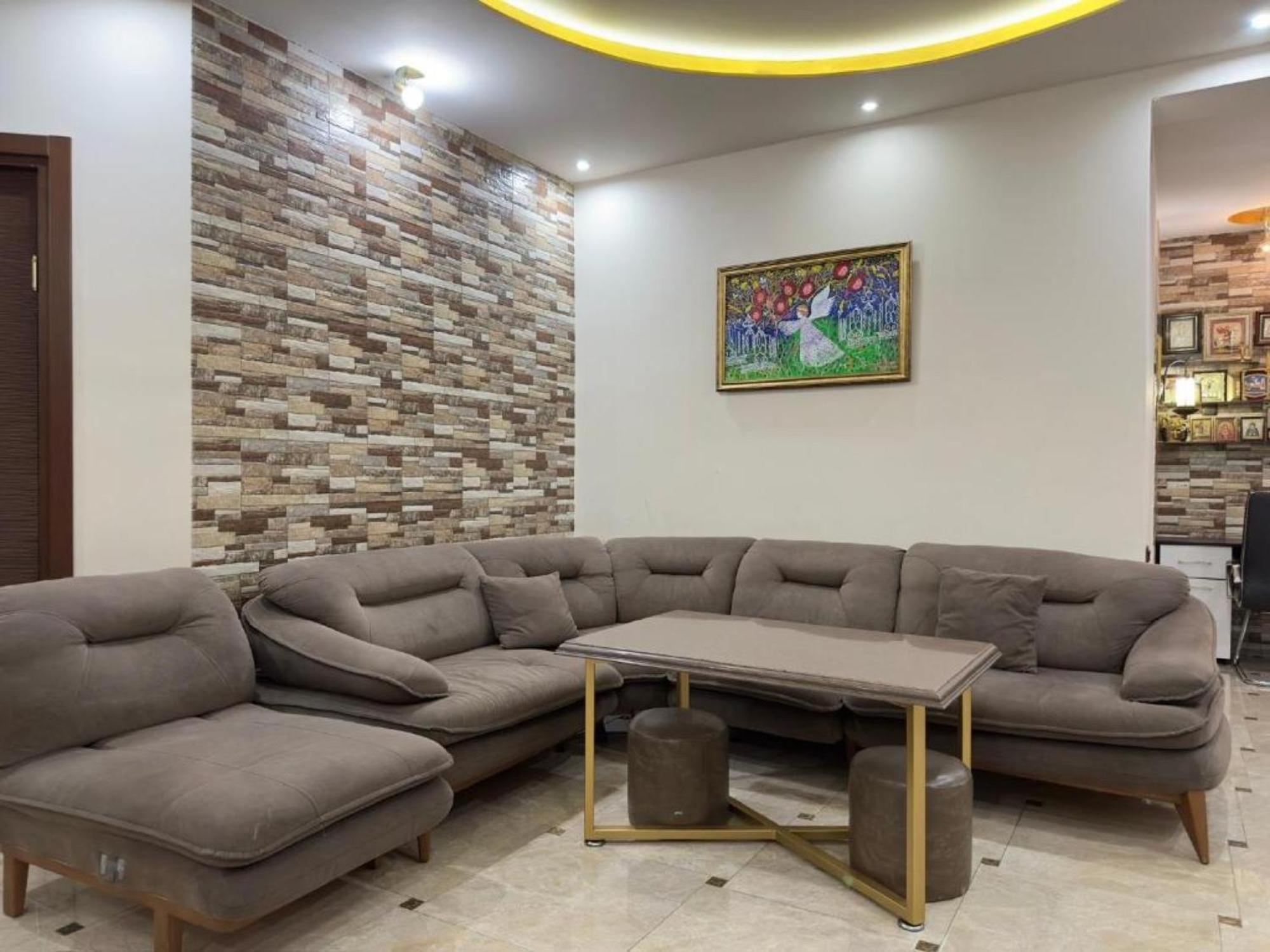 Grand Home Batumi Pokoj fotografie