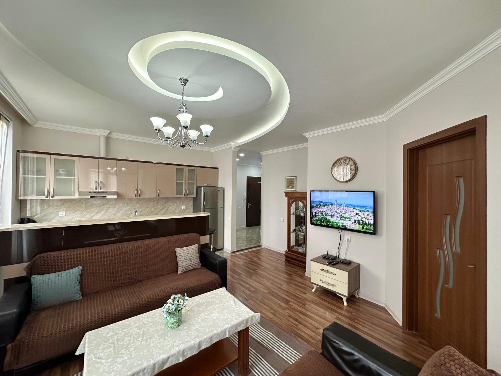 Grand Home Batumi Pokoj fotografie