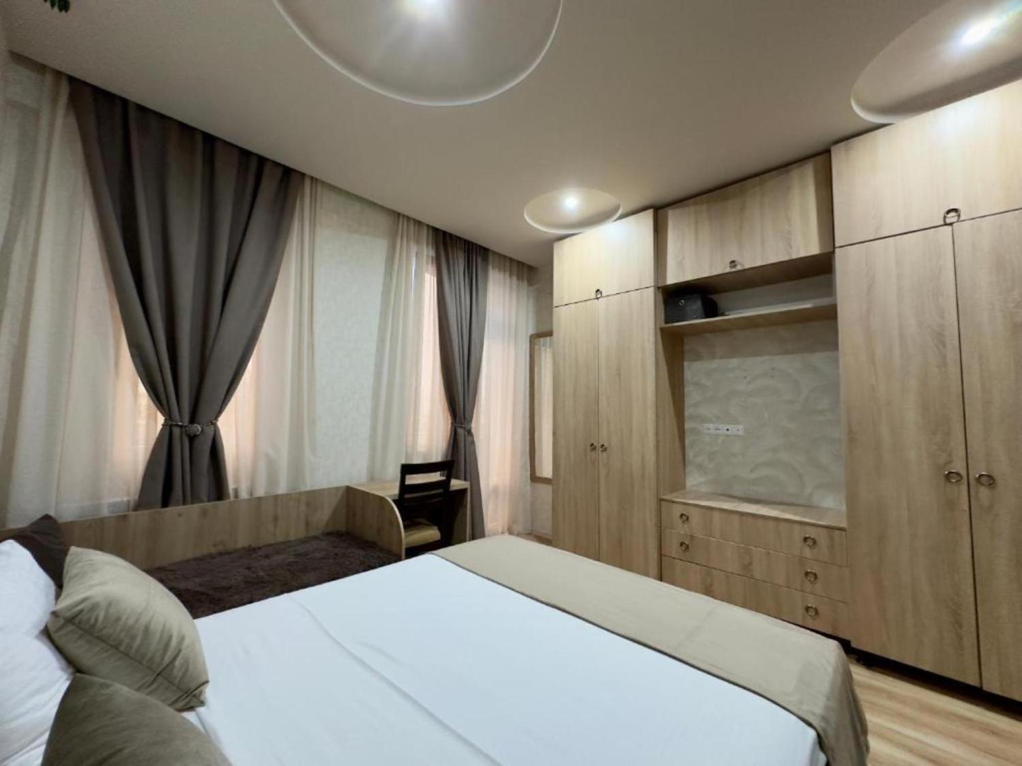 Grand Home Batumi Pokoj fotografie