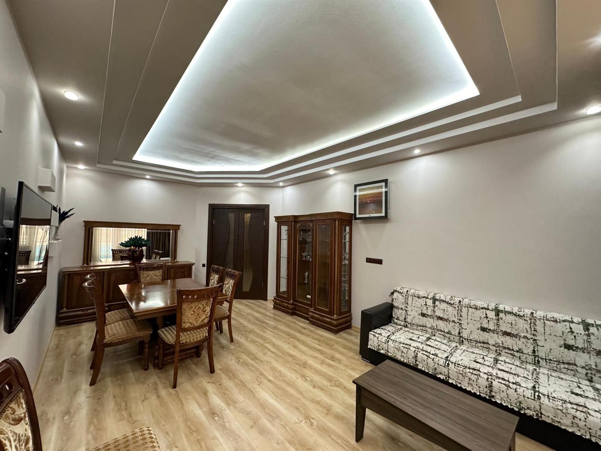 Grand Home Batumi Pokoj fotografie